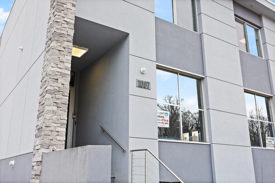 More Photos Of 1007 Yonkers Ave, Yonkers Storefront Retail Office For Lease