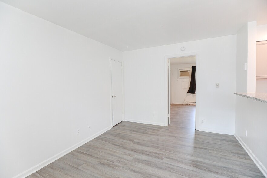 More Photos Of 1314-1318 Little Bay Ave, Norfolk Apartments For Sale