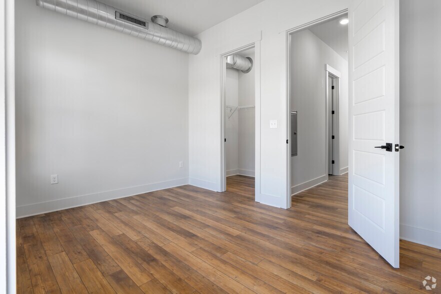 More Photos Of 202 S Main St, Belmont Apartments For Sale