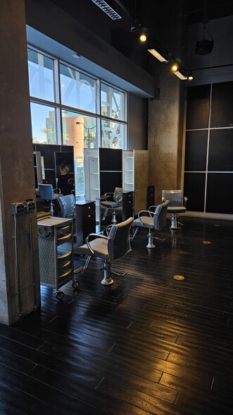 More Photos Of 900 S Las Vegas Blvd, Las Vegas Apartments For Sale