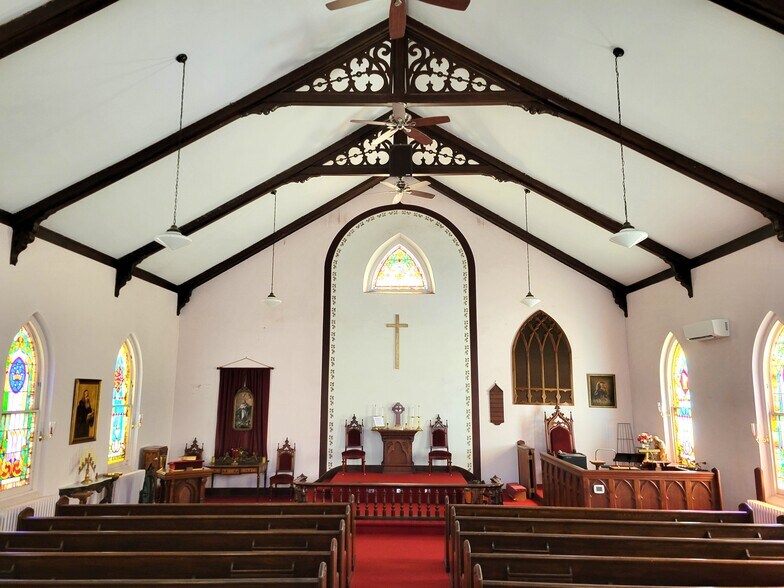 More Photos Of 7 S Main St, Union Bridge Religious Facility For Sale