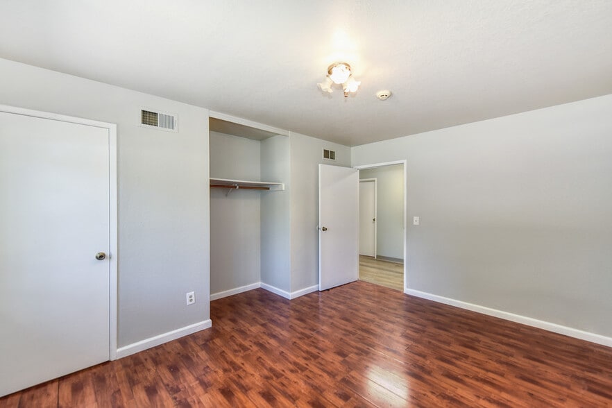 More Photos Of 7710 Sunset Ave, Fair Oaks Assisted Living For Sale