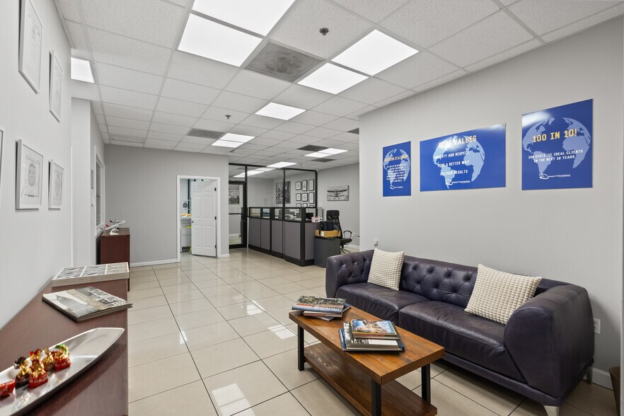 More Photos Of 8305 NW 27th St, Doral Distribution For Lease
