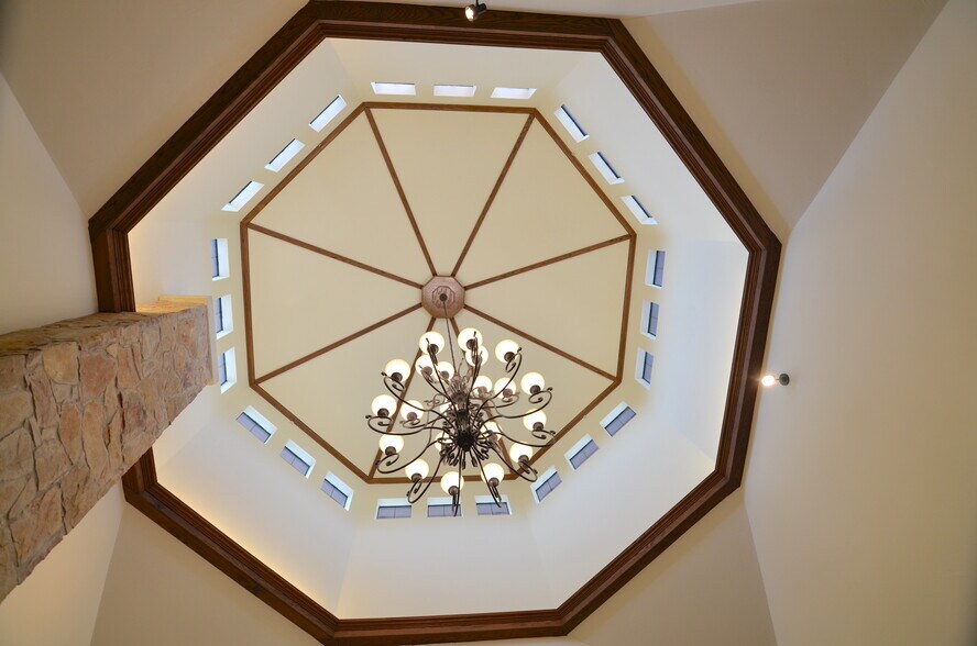 More Photos Of 6190 Virginia Pky, McKinney Medical For Lease