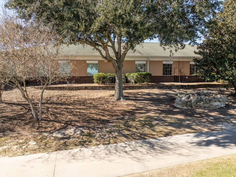 More Photos Of 3400 Southern Trce, The Villages Office For Sale