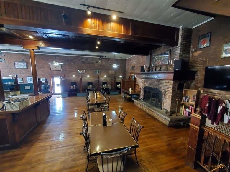 More Photos Of 305 W Main St, Lead Restaurant For Sale