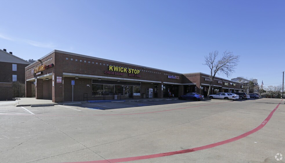 Primary Photo Of 2636 Frankford Rd, Dallas Unknown For Lease