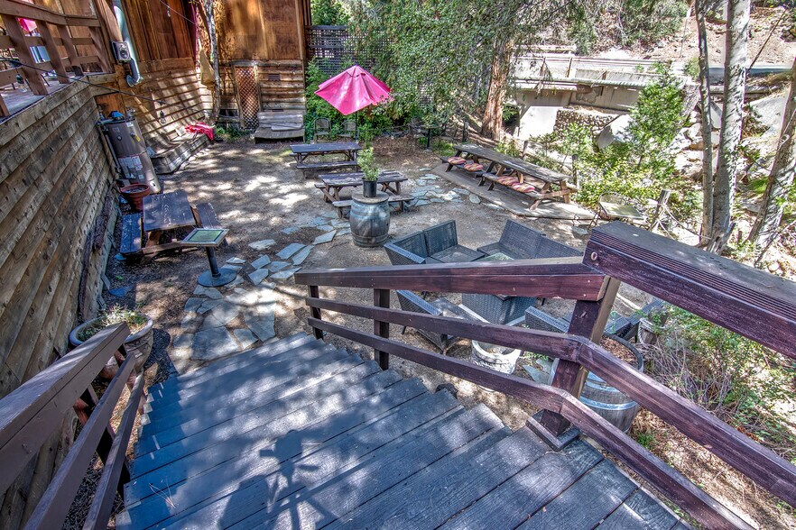 More Photos Of 54905 N Circle Dr, Idyllwild-Pine Cove Restaurant For Lease