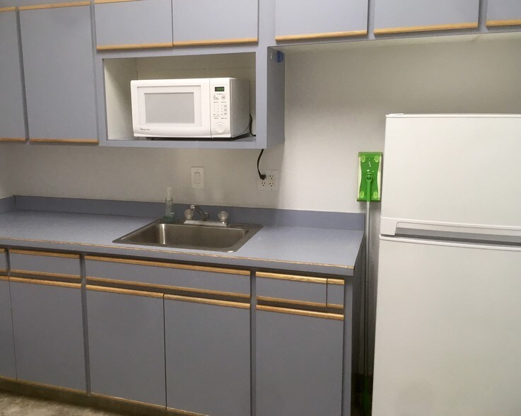 More Photos Of 15437 Anacapa Rd, Victorville Loft Creative Space For Lease