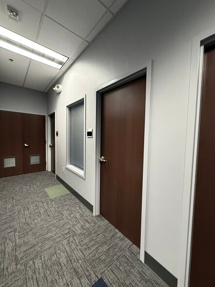 More Photos Of 110-301 N Adams St, Green Bay Office Residential For Sale