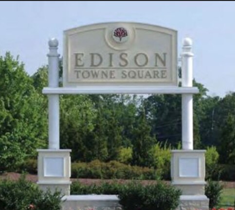 More Photos Of 939 RT 1, Edison Land For Lease