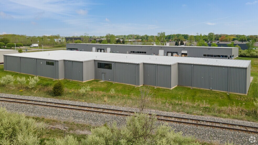 More Photos Of 2236 112th Ave, Holland Warehouse For Lease