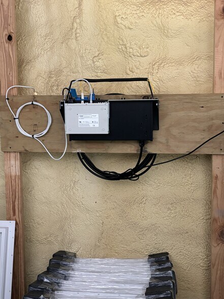 More Photos Of 1403 W Welch St, Taylor Warehouse For Sale