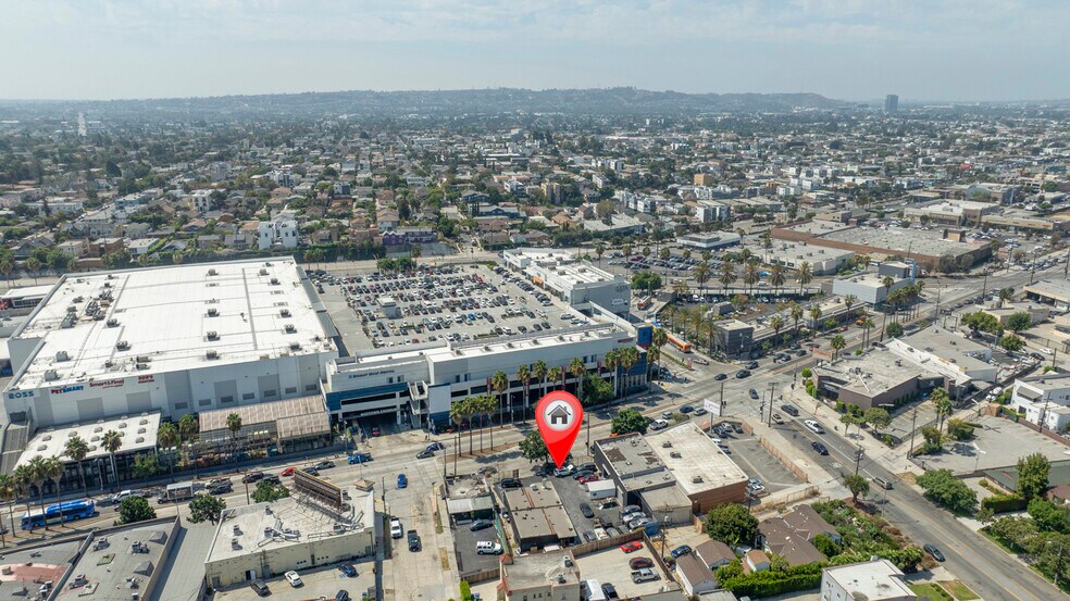 More Photos Of 4605–4619 W Pico Boulevard, Los Angeles Auto Repair For Sale