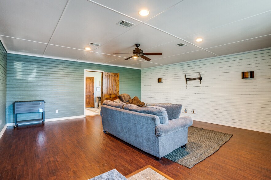 More Photos Of 300 VZ County Road 4718, Murchison Land For Sale