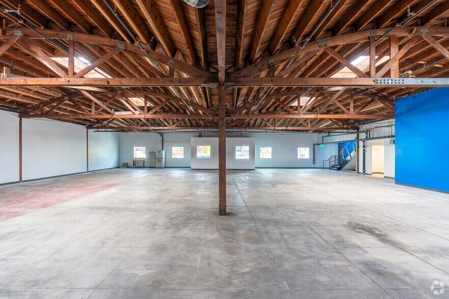 More Photos Of 5380 Alhambra Ave, Los Angeles Research And Development For Lease