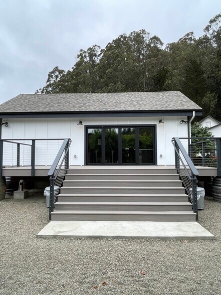More Photos Of 12341 San Mateo Rd, Half Moon Bay Specialty For Lease