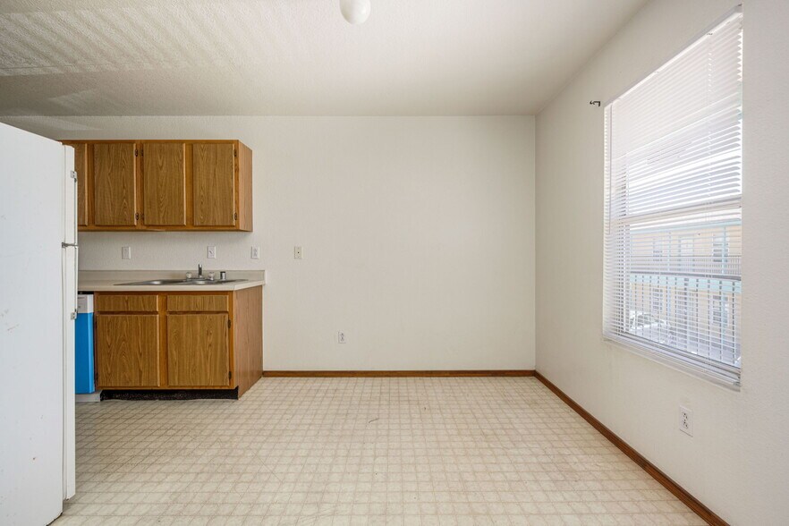 More Photos Of 2306 S Espina St, Las Cruces Apartments For Sale