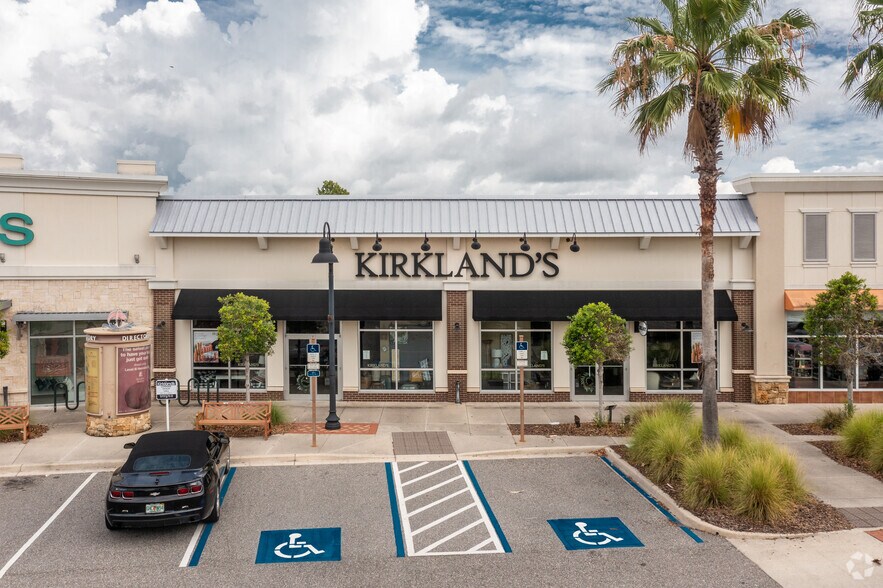 More Photos Of 5499-5515 S Williamson Blvd, Port Orange General Retail For Lease