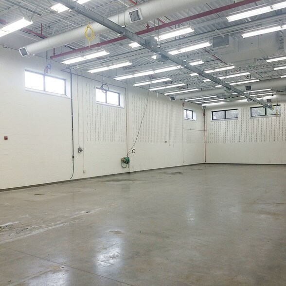 More Photos Of 1 Precision Way, Jamestown Distribution For Sale