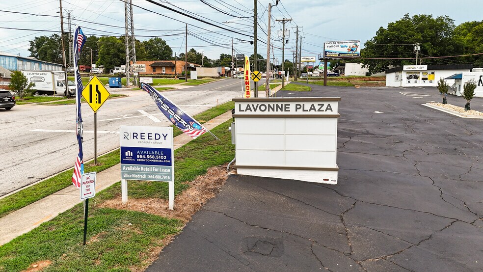 More Photos Of 114 Fleming St, Laurens Storefront For Lease