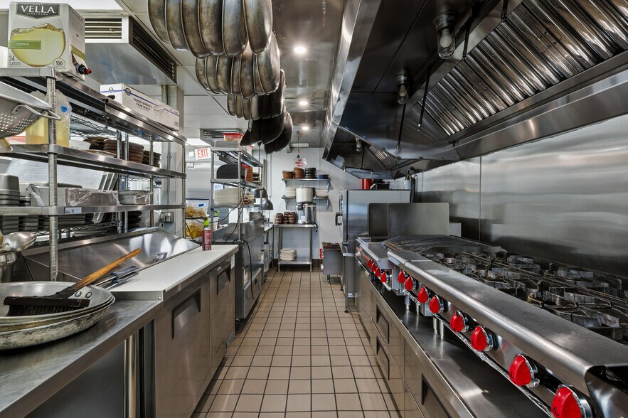 More Photos Of 3055 Harding St, Carlsbad Restaurant For Sale