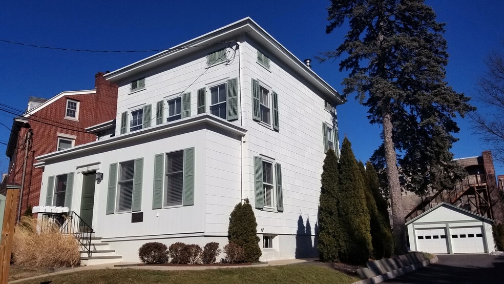 Primary Photo Of 37 Arch St, Greenwich Office For Lease