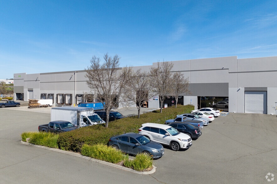 More Photos Of 4725 Industrial Way, Benicia Warehouse For Lease