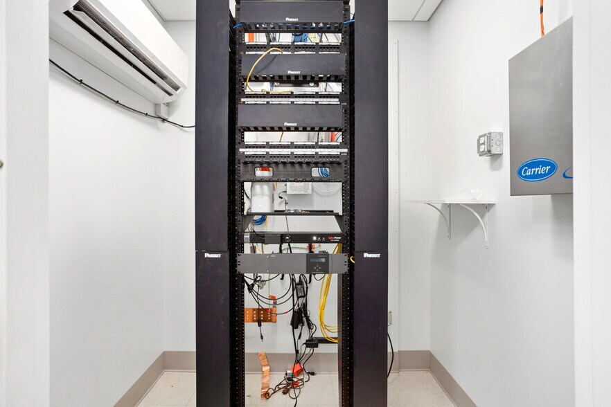 More Photos Of 4359 Greco Dr, San Antonio Medical For Lease