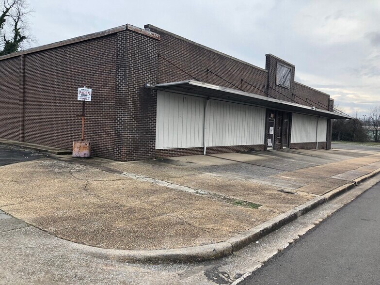 Primary Photo Of 1809 Carolina Ave, Bessemer Freestanding For Sale