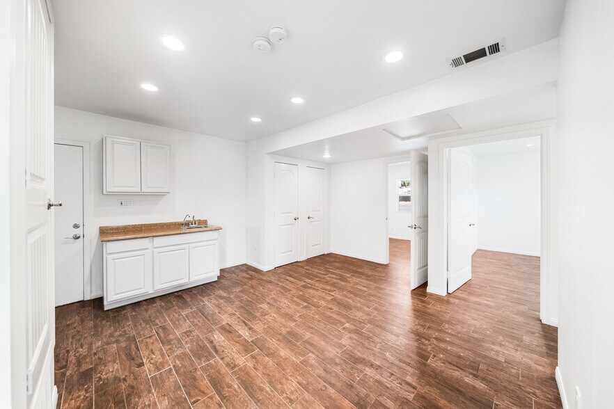 More Photos Of 6315 Pedley Rd, Riverside Land For Sale