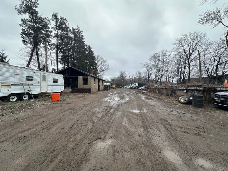 More Photos Of 2340 E US Highway 22, Union Township Manufacturing For Sale