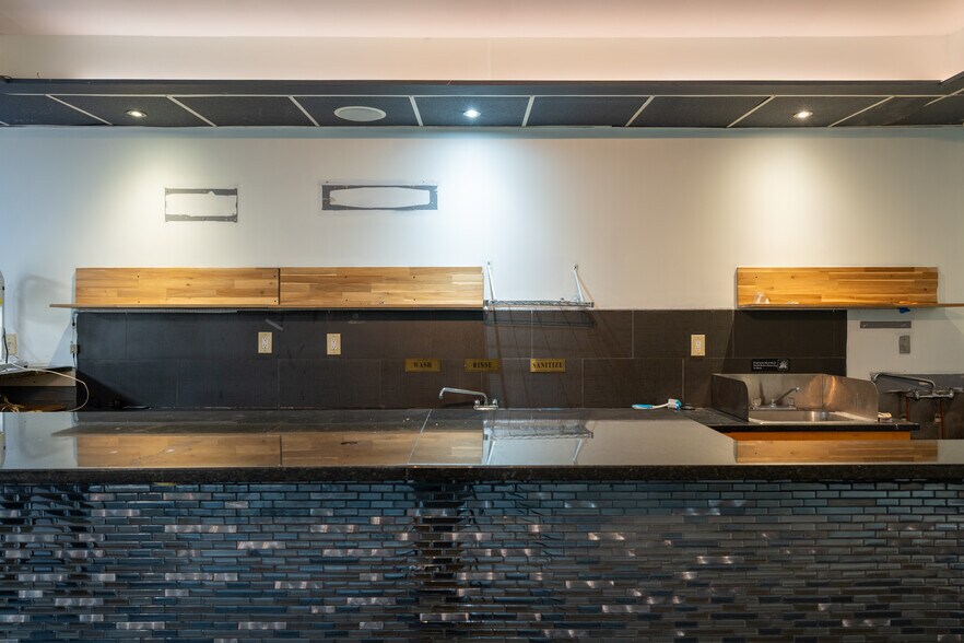 More Photos Of 1008-1010 Arch St, Philadelphia Apartments For Lease