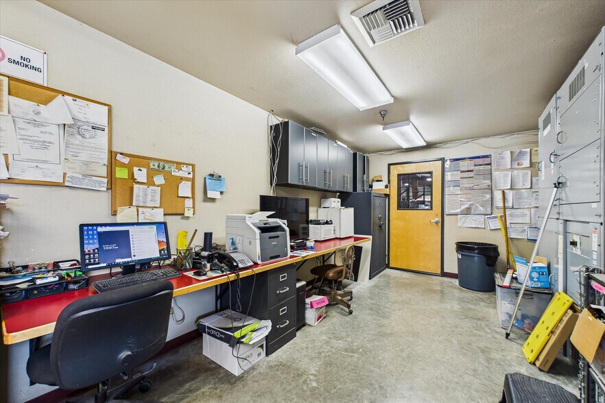 More Photos Of 1593 Market St, Ferndale General Retail For Sale