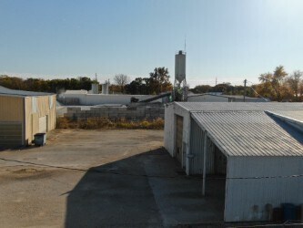 More Photos Of 1400 N Division St, Pontiac Flex For Sale