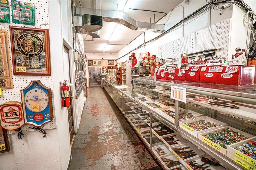 More Photos Of 604 E Wisconsin St, Sparta Industrial For Sale