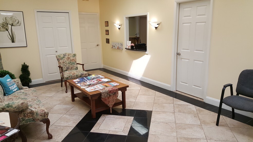 More Photos Of 526 Bloomfield Ave, Caldwell Medical For Lease