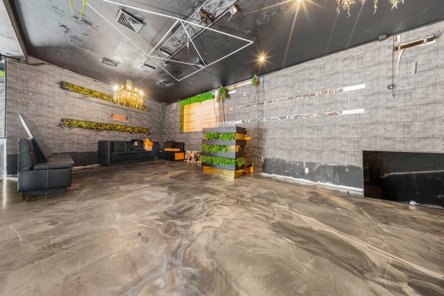 More Photos Of 33-29 Astoria Blvd N, Astoria Apartments For Lease