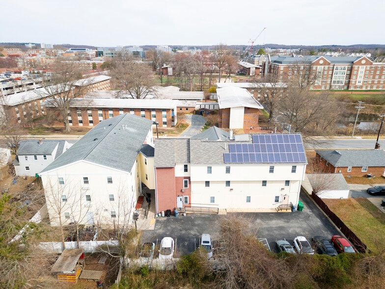 More Photos Of 153 Courtney St, Newark Apartments For Sale