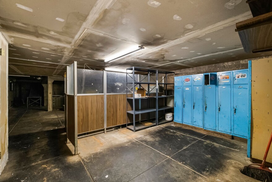 More Photos Of 131 Broadway St, Chico Restaurant For Sale