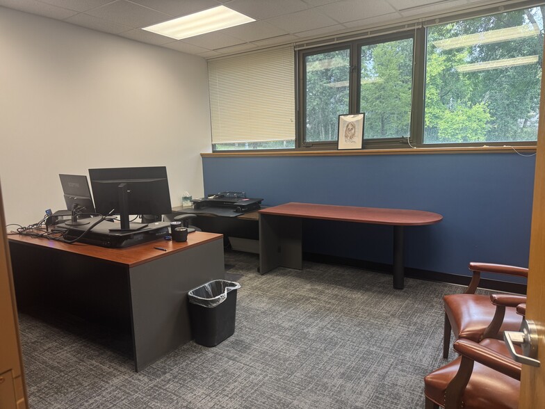 More Photos Of 8517 Excelsior Dr, Madison Office For Lease