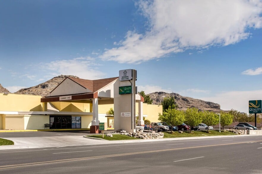 Primary Photo Of 245 E Wendover Blvd, Wendover Hotel For Sale