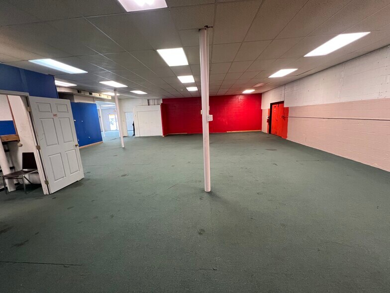 More Photos Of 1105 State Route 125, Amelia Freestanding For Lease