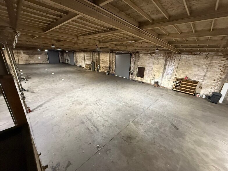 More Photos Of 1201 W Jon St, Torrance Service For Lease