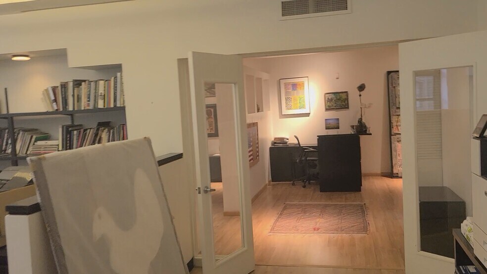 More Photos Of 305 Seventh Ave, New York Office For Lease