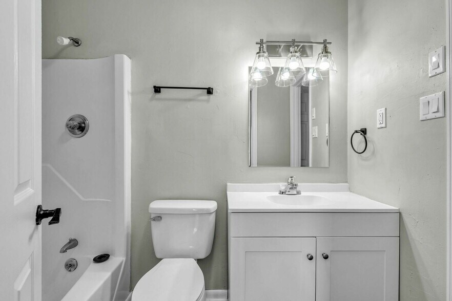More Photos Of 106 King Ave, Morristown Apartments For Sale