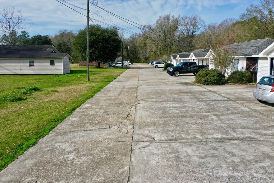More Photos Of 10486 Terral Dr, Tickfaw Apartments For Sale