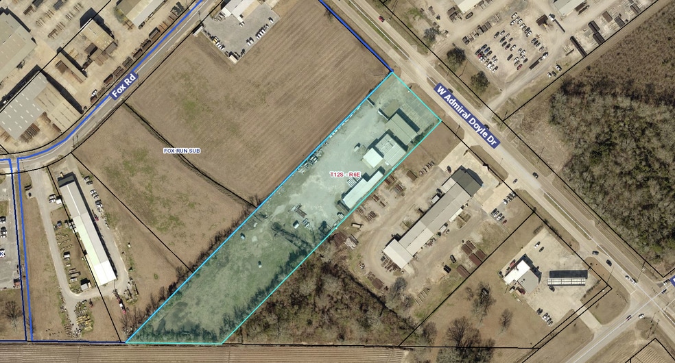 More Photos Of 3019 W Admiral Doyle Dr, New Iberia Flex For Sale