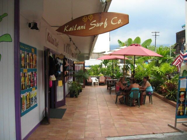 More Photos Of 75-5719 Alii Dr, Kailua Kona General Retail For Sale