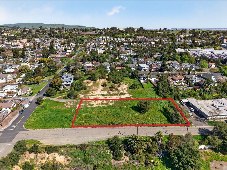 More Photos Of 625 E H St, Benicia Land For Sale